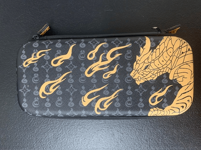 Nintendo Switch Carrying Case - Black & Gold Dragon (Used, Very Good)