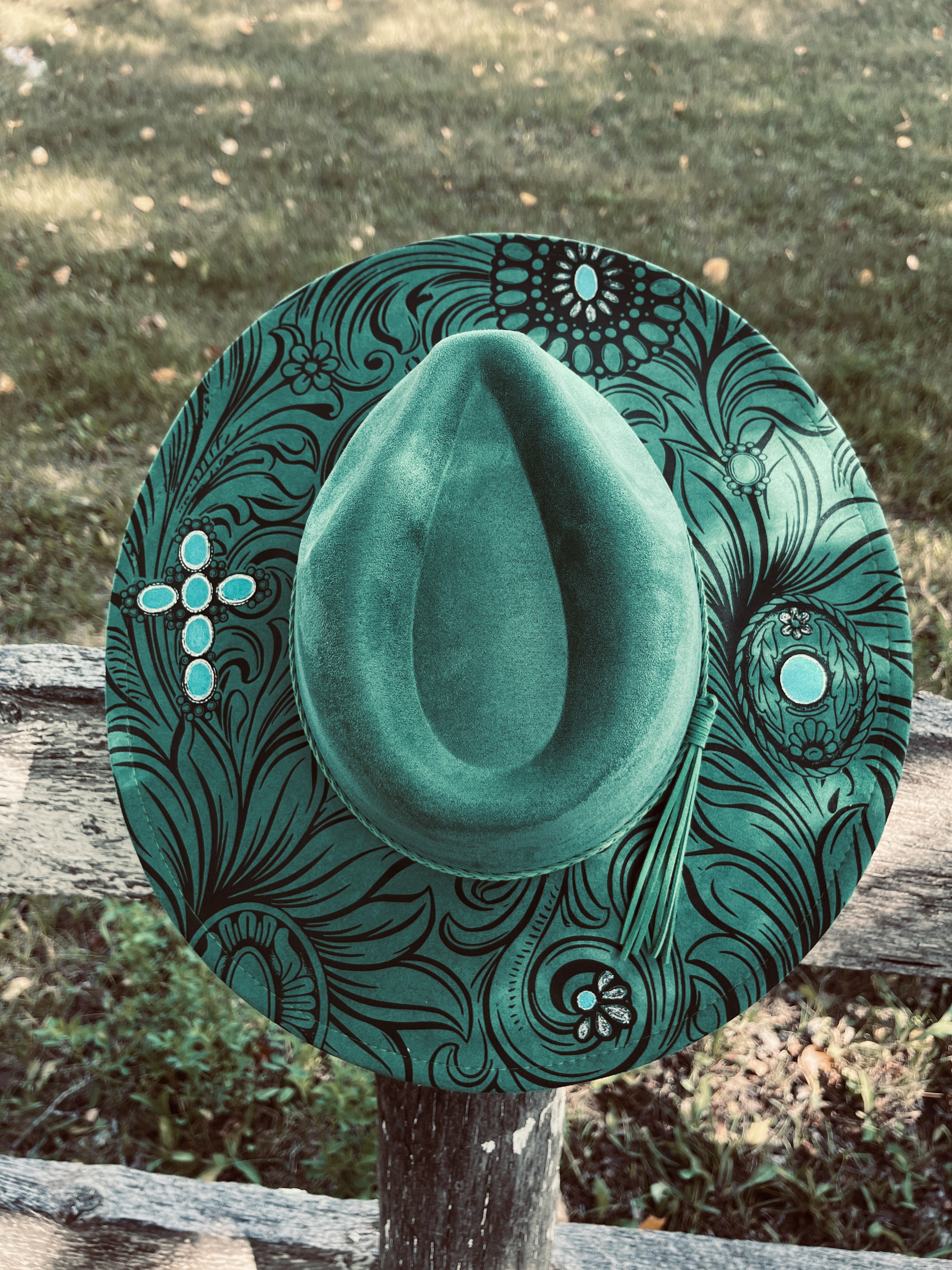 Engraved Wide Flat Brim Hat (Tooled Paisley) Green