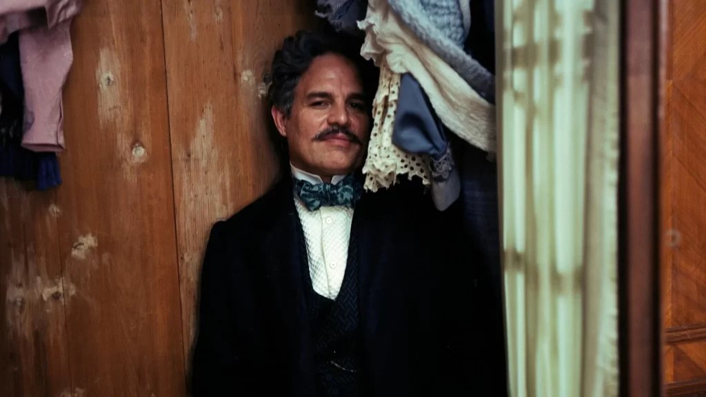 Mark Ruffalo in "Poor Things" (2023) Photo Credit: Atsushi Nishijima/Atsushi Nishijima - © -