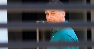 Metade dos Brasileiros Apoia Prisão de Bolsonaro, aponta Datafolha Metade dos Brasileiros Apoia Prisão de Bolsonaro, aponta Datafolha