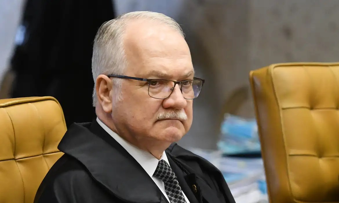 Sigilo do Master cai pela metade