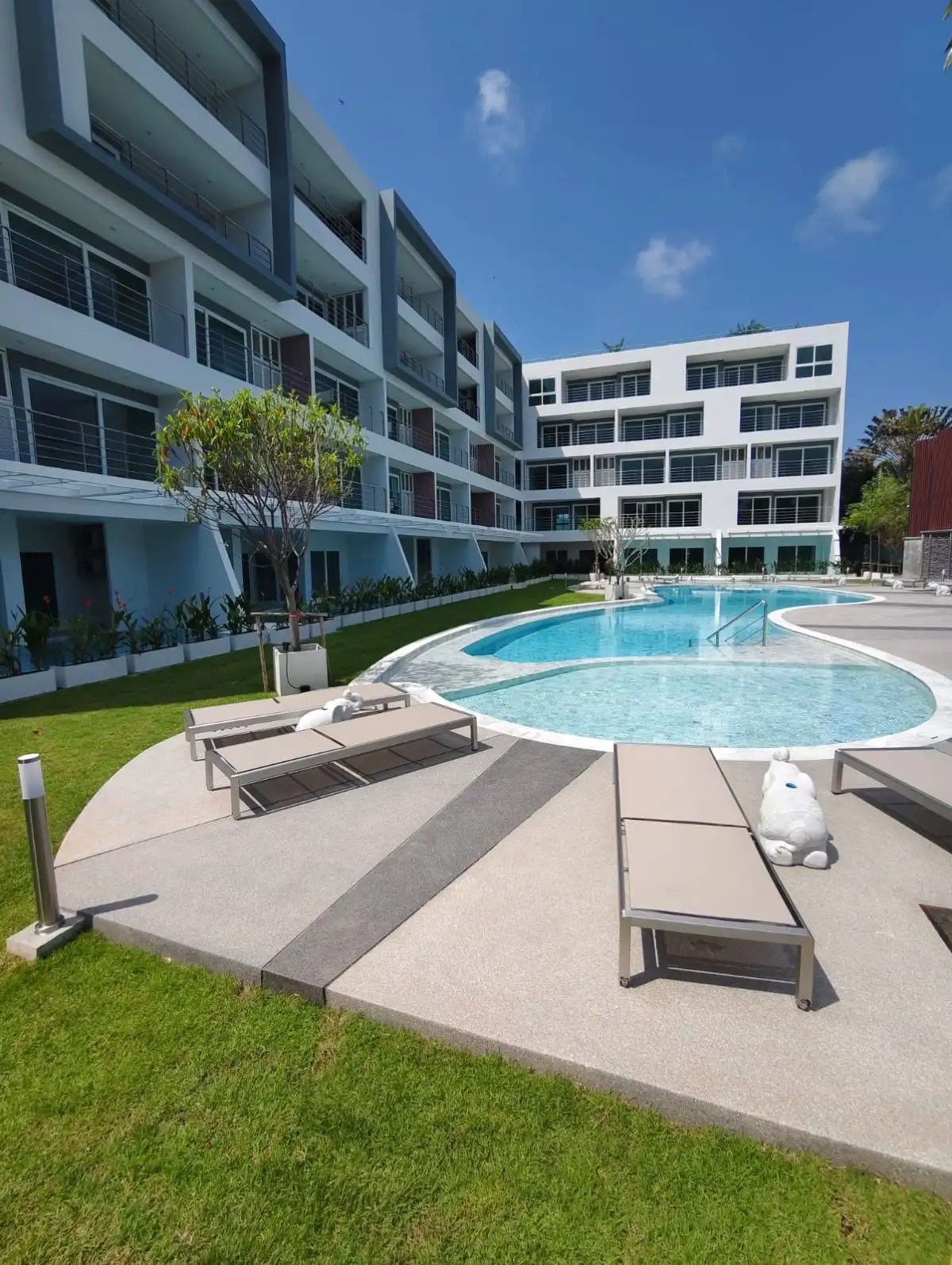 Babylon Sky Garden 2 Single Bed Apartment