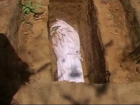 बेरहम पिता का खूनी खेल: LOVER के साथ भाग गई थी बेटी, बहलाकर लाया घर और फिर कब्रिस्तान में कर दिया दफनाया