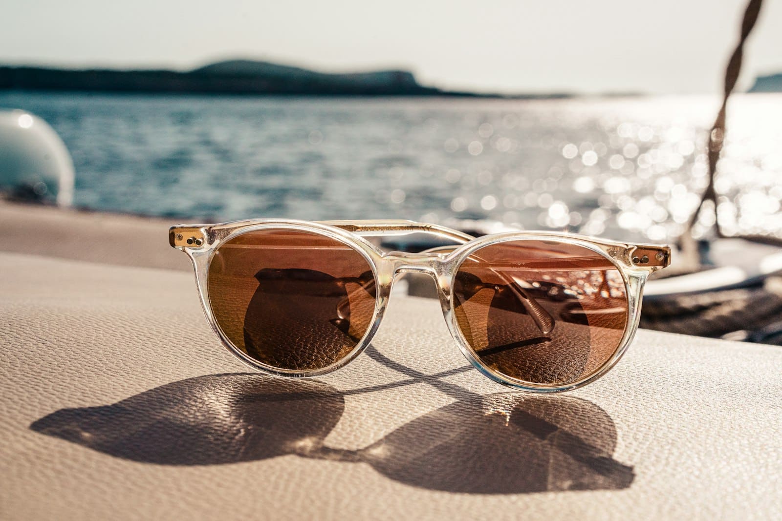 Sunglasses for round face male and other face shapes — acetate frames close-up