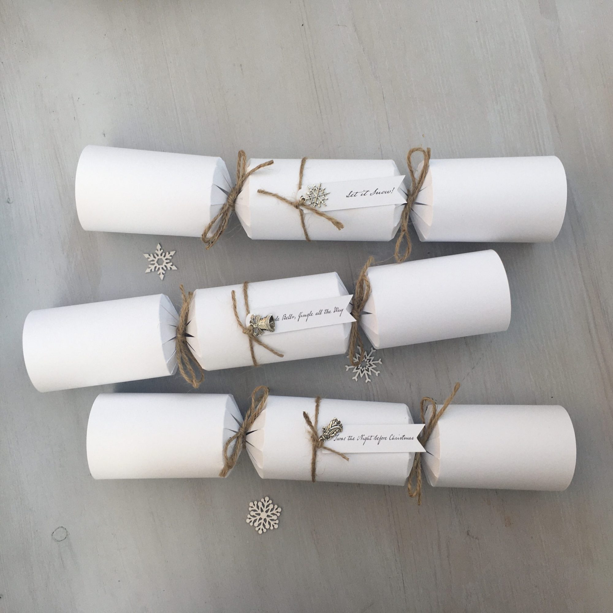Snow White Sustainable Cracker Charm Festive Zero Waste