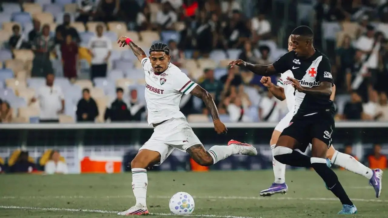 Fluminense e Vasco empatam sem gols na abertura das oitavas de final da Copa do Brasil no Maracanã.