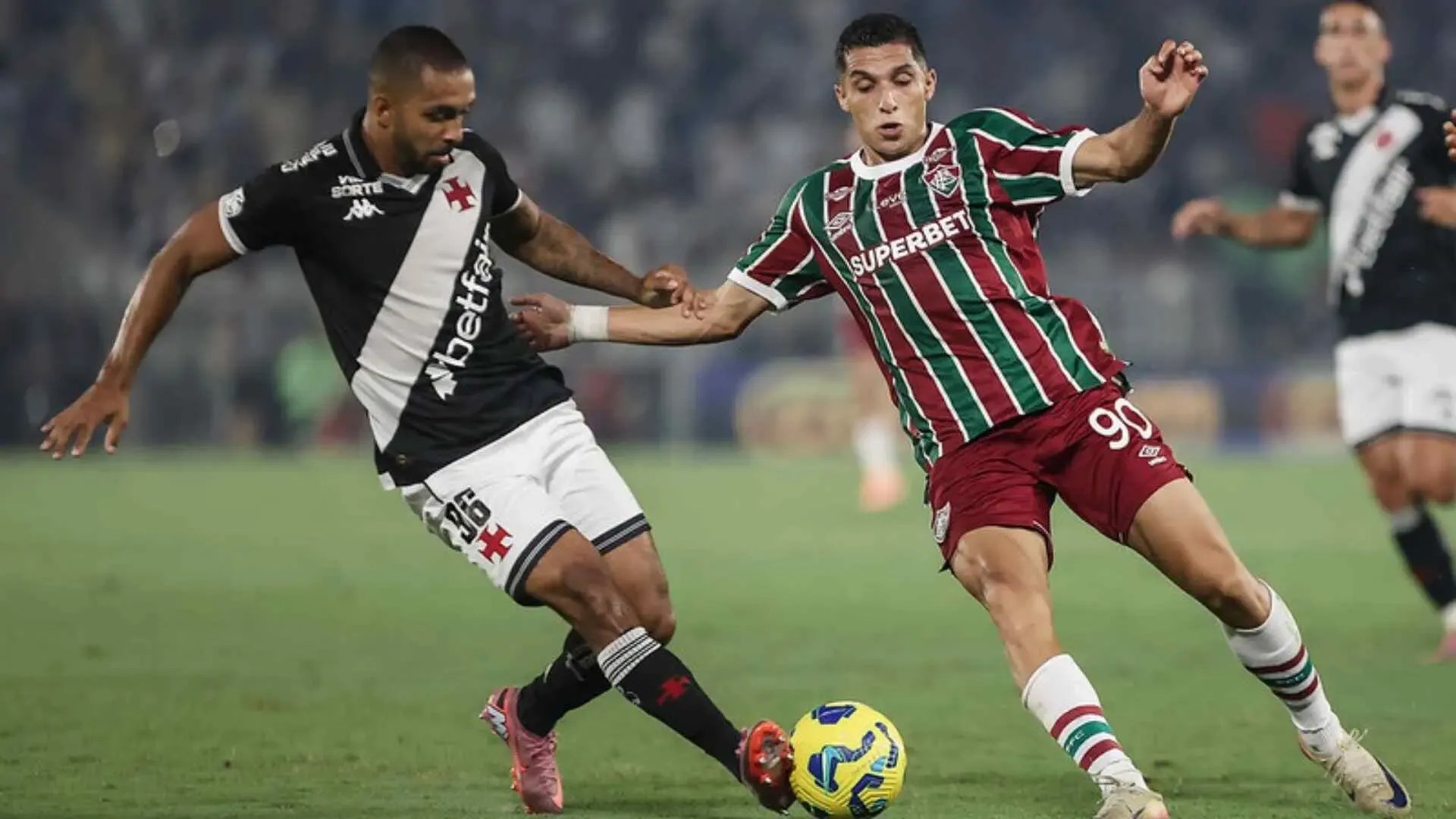 Programação de futebol no sábado: onde assistir Fluminense x Vasco e outros jogos