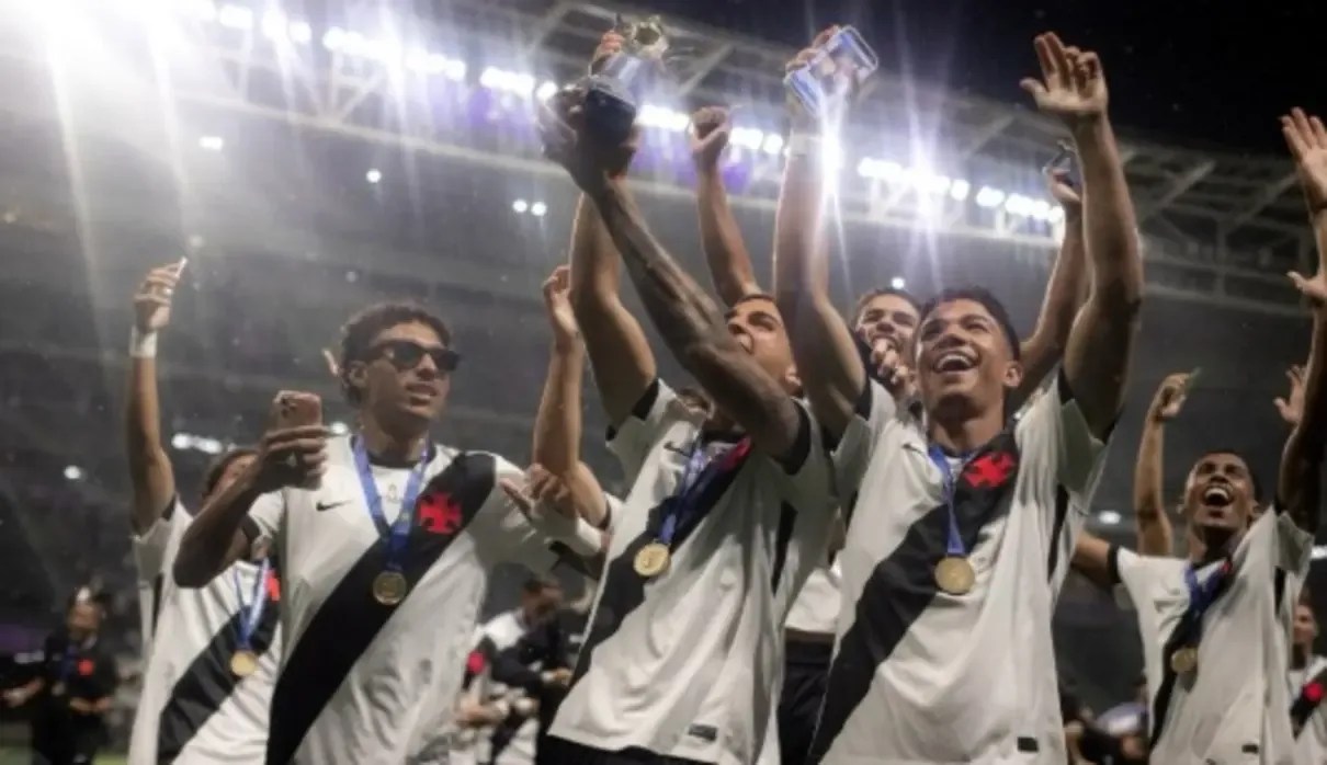 Vasco conquista o título inédito do Brasileirão sub-20 após vencer o Palmeiras no agregado por 2 a 1