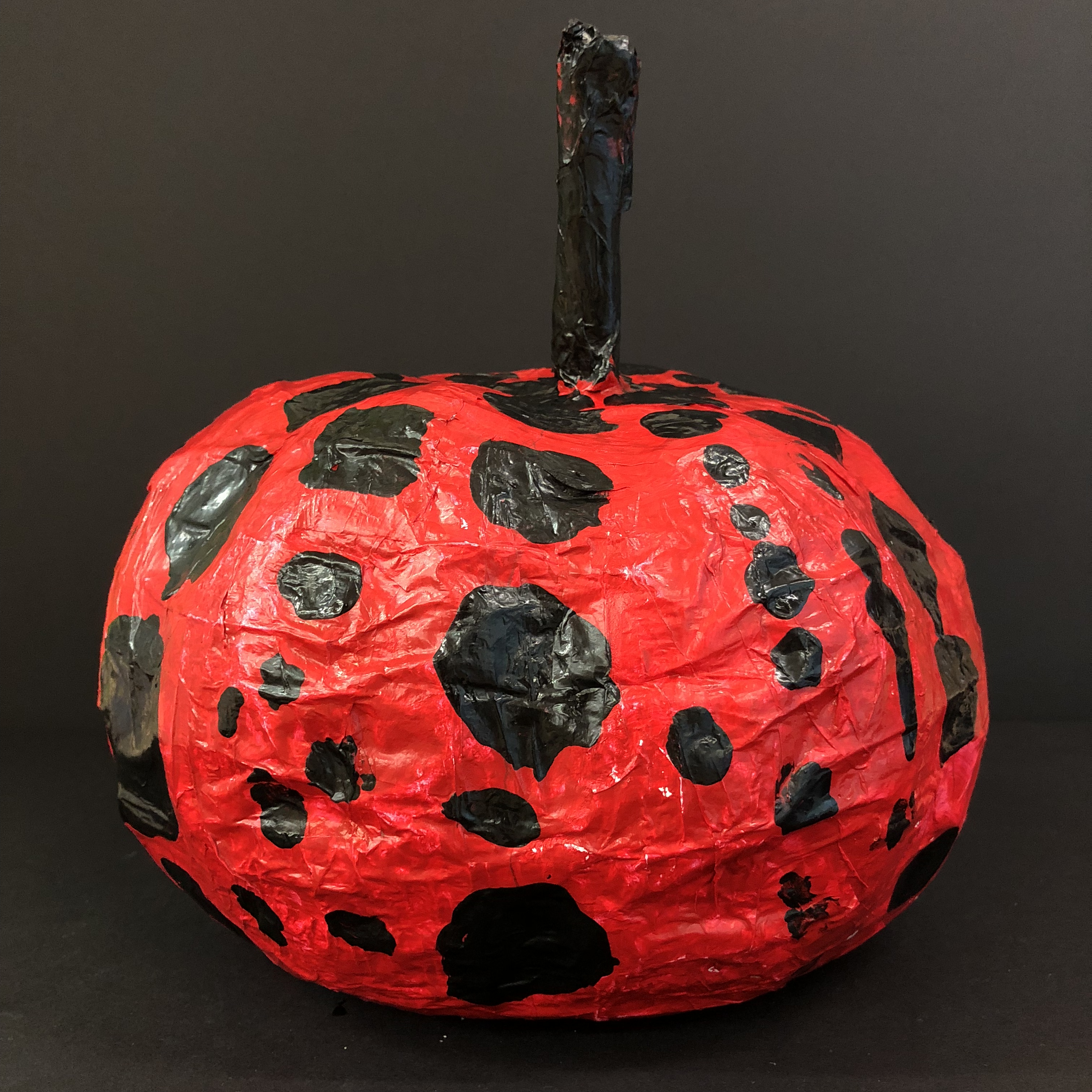 How to make a pumpkin head out of paper mache