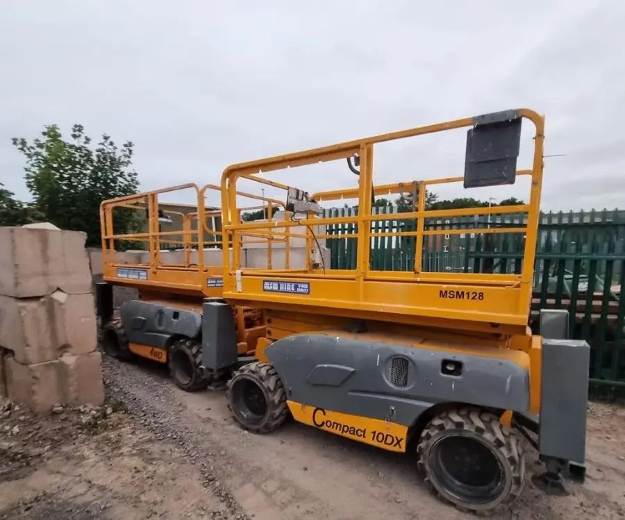 Compact 10DX Hire