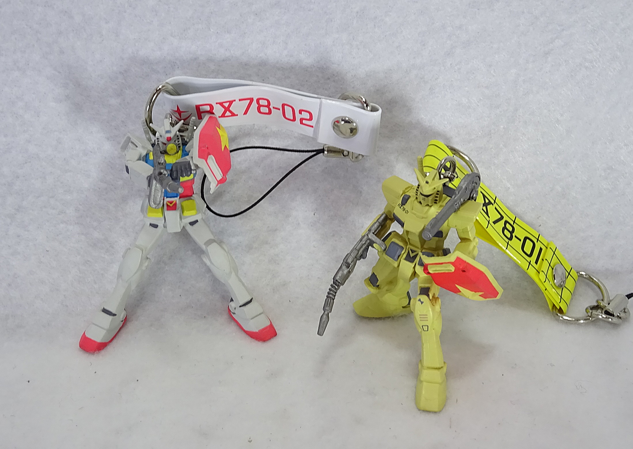 ユニファイブ 機動戦士ガンダム THE ORIGIN ストラップ他 | ガンダム