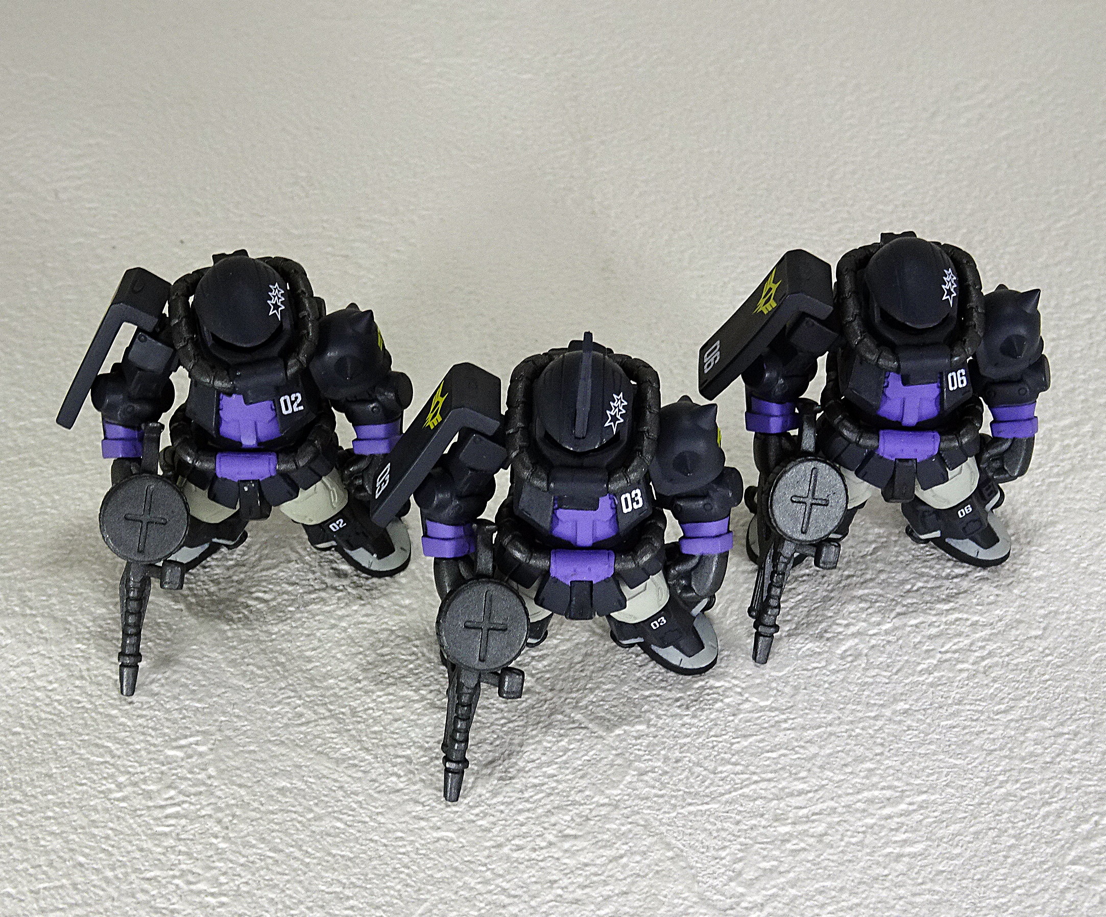食玩 FWガンダムコンバージ:CORE 黒い三連星 高起動型ザクⅡ & ドム