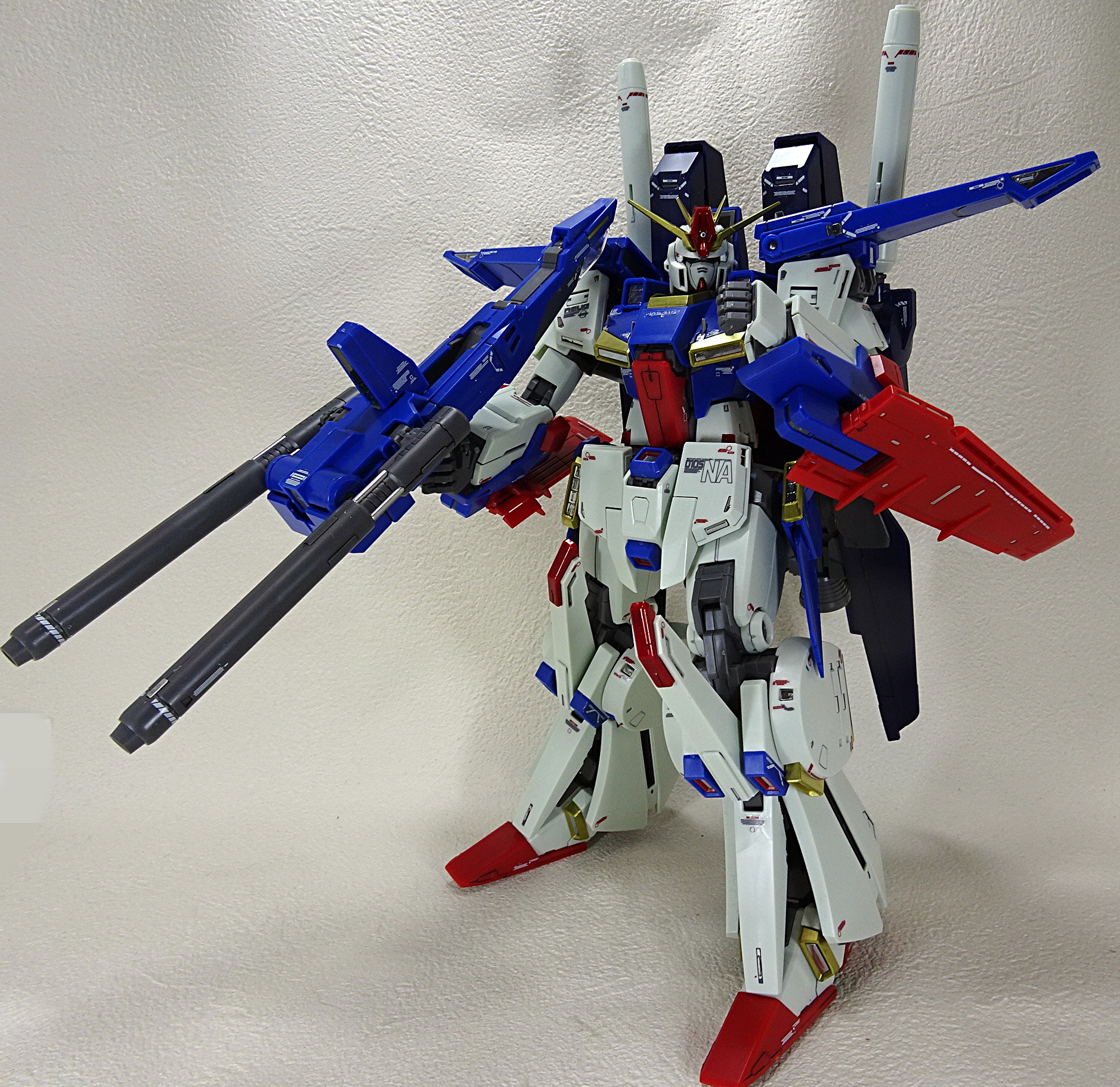 プレミアムバンダイ MG 強化型ZZガンダム Ver.Ka | ガンダム中心で