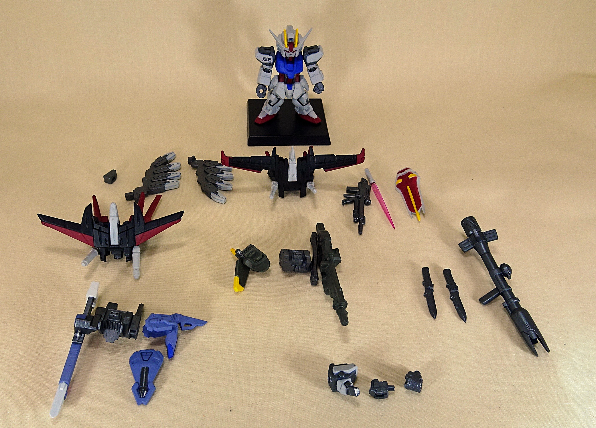 プレミアムバンダイ 食玩 FWガンダムコンバージCORE ストライク