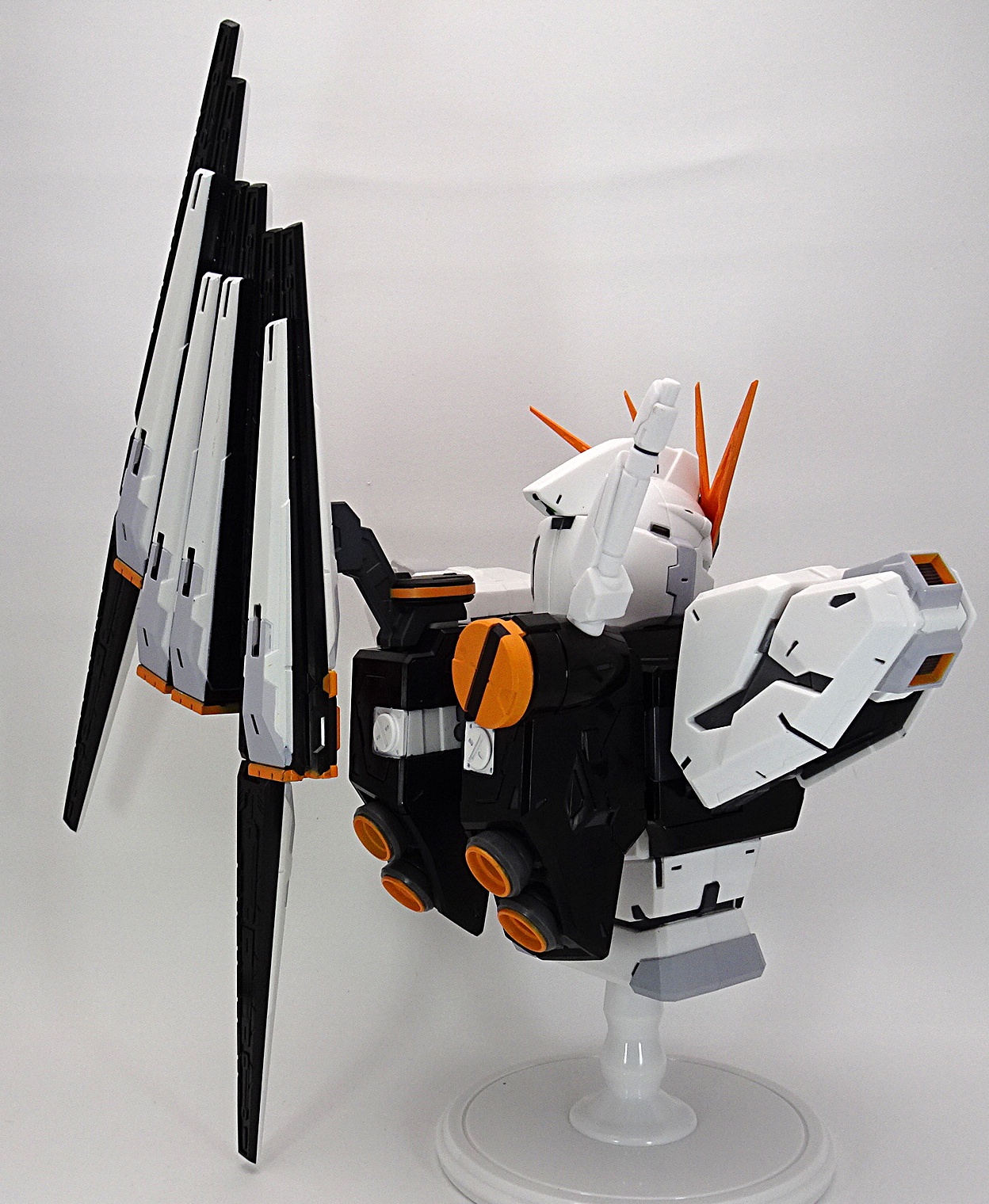 一番くじ 機動戦士ガンダム UNIVERSAL CENTURY SAGA A賞 νガンダム