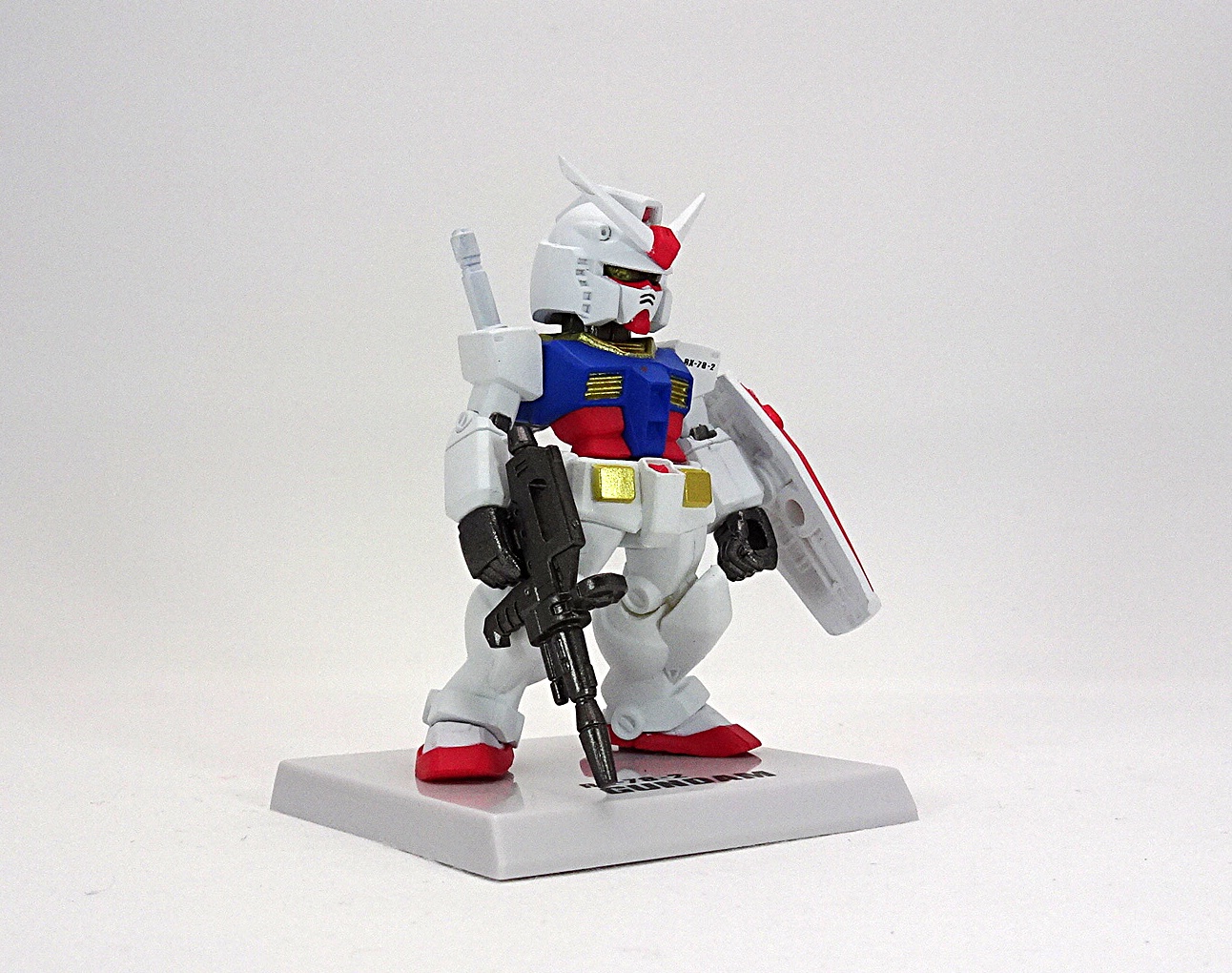 プレミアムバンダイ FWガンダムコンバージ 15周年 ユニバーサル プレミアムバンダイ FWガンダムコンバージ 15周年 ユニバーサル