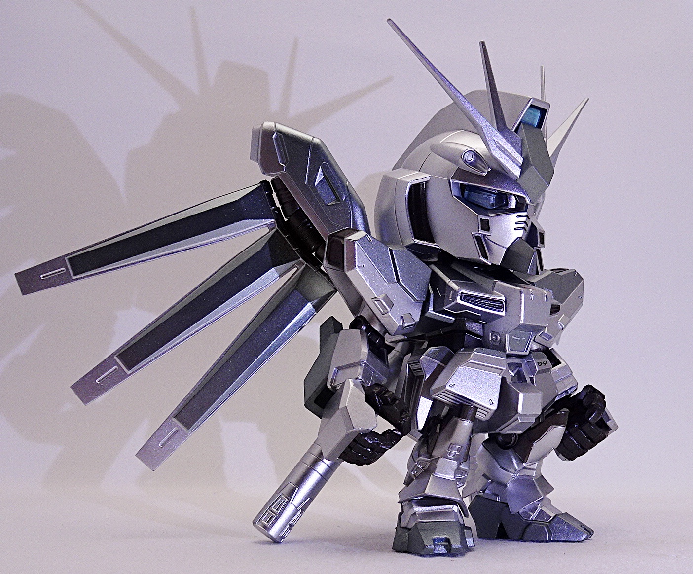 Qmsv MINI Hi-νガンダム | ガンダム中心で気ままに書きたいブログZ
