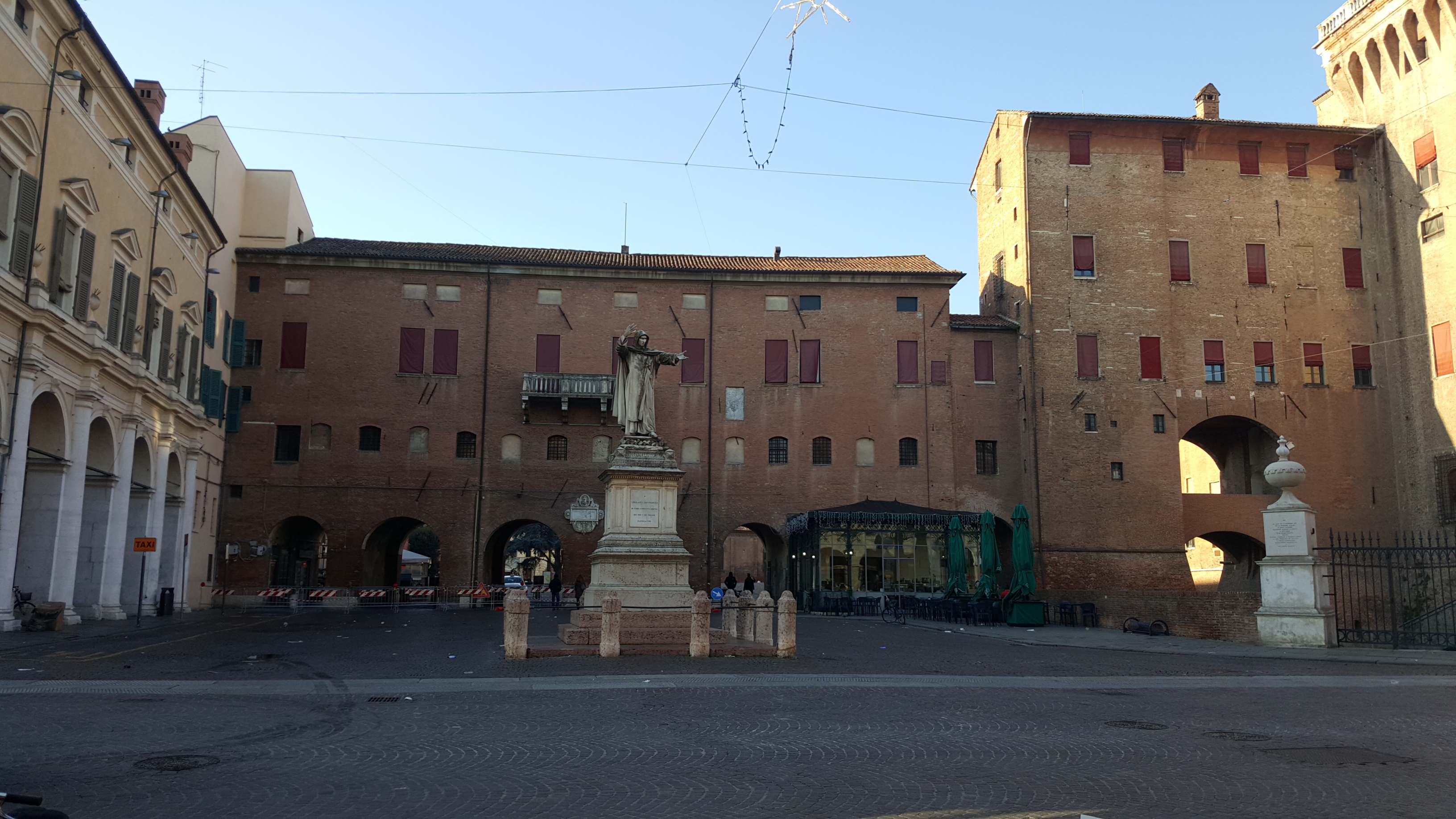 A statue dedicated to Girolamo Savonarola, a Dominican friar born in Ferrara. #GoFriars