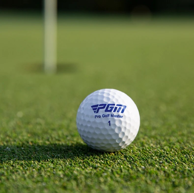 PGM Golf Ball Q002 – 3-Layer High Elasticity Rubber Ball with Superior Backspin