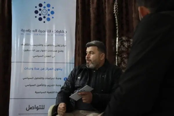 في ندوة حوارية أقامها منبر مقاربات الشبابي في مدينة عفرين والتي كانت تحت عنوان "الثورة السورية في عيدها الثالث عشر.. آفاق وتحديات"