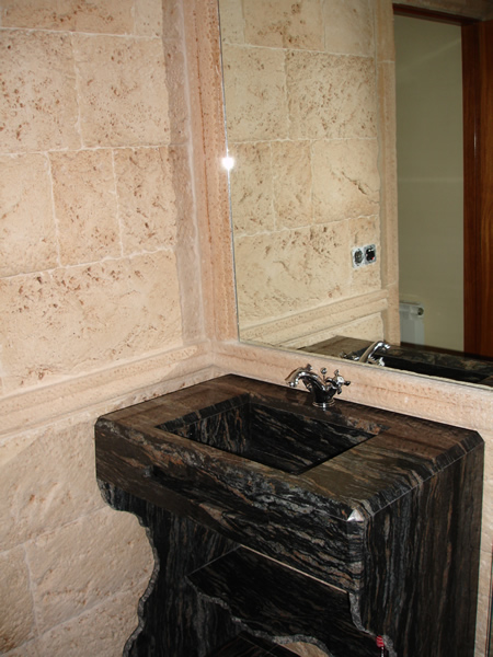 BAÑO PIEDRA