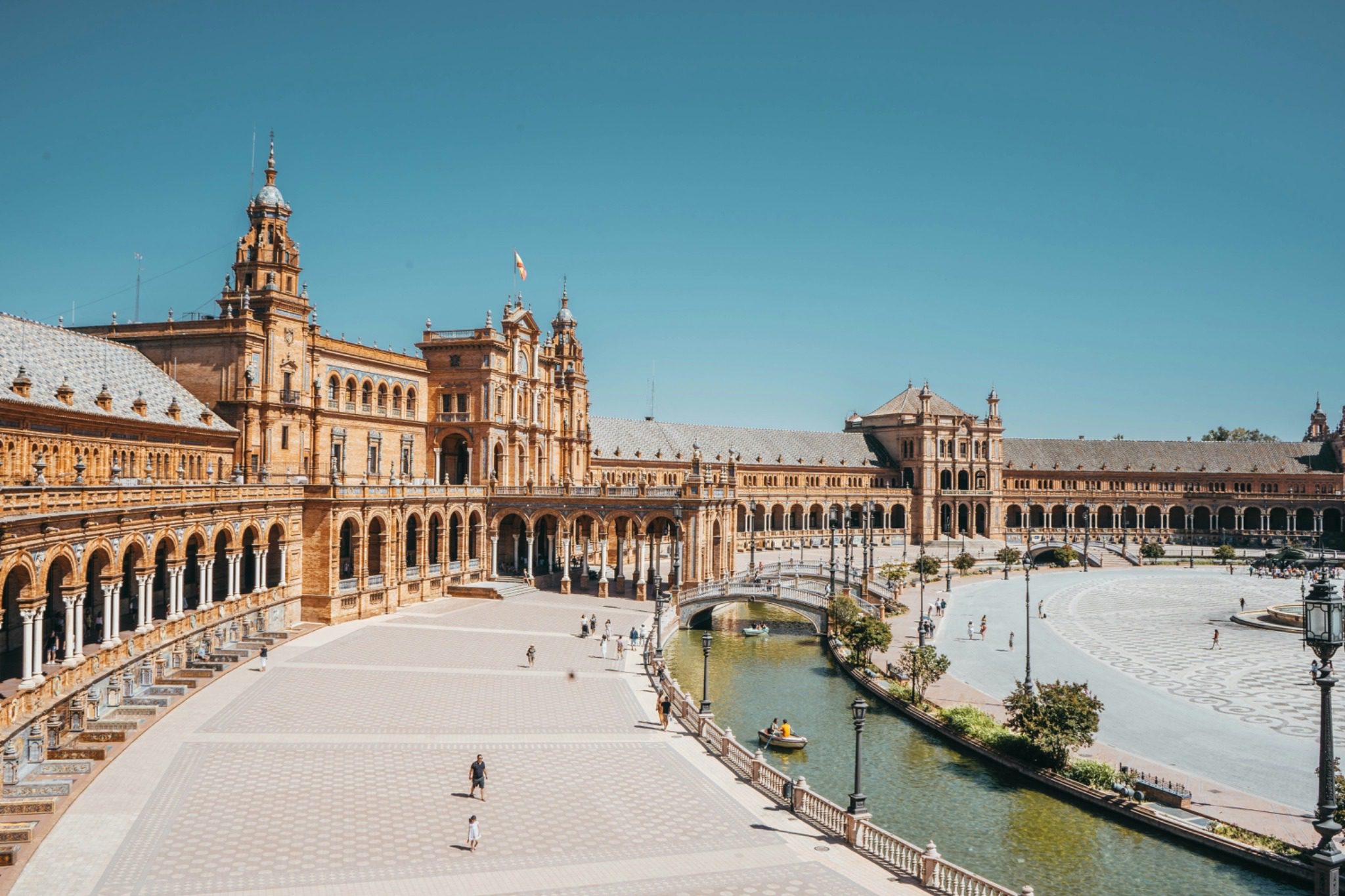 Iberian and Italian Days: Southern European Art and Charm 1