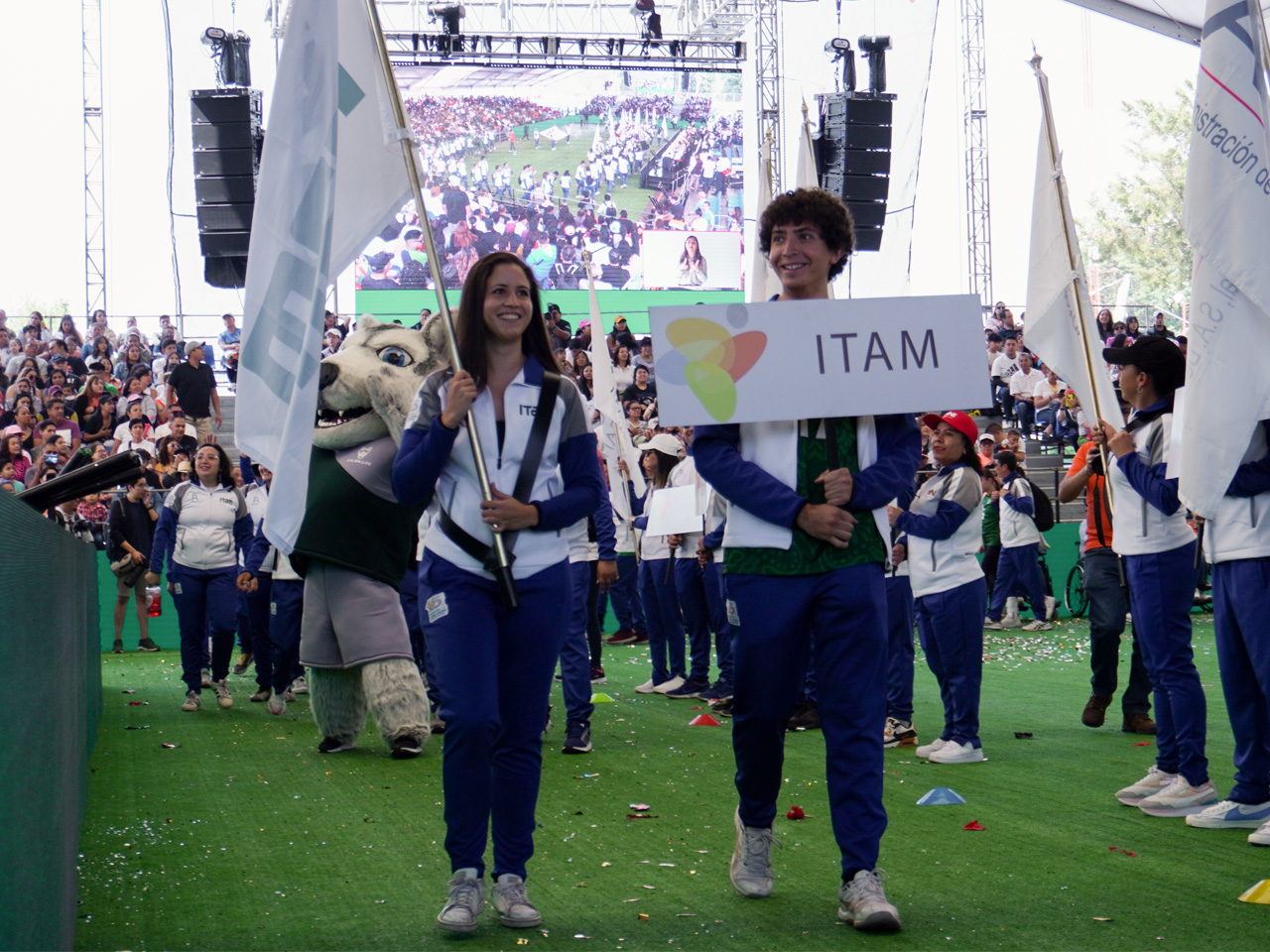 Representantes del ITAM en los juegos Bal. Fotos ITAM.