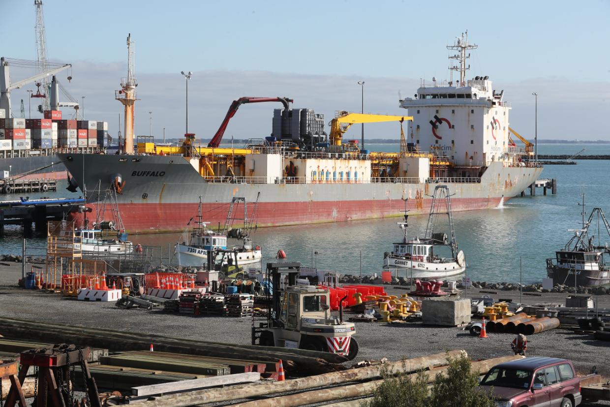 MV Buffalo at Port of Timaru