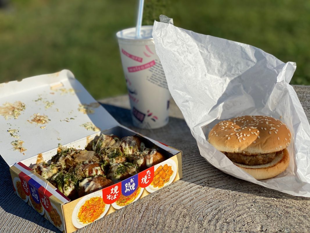 ポニー城山店のハンバーガー