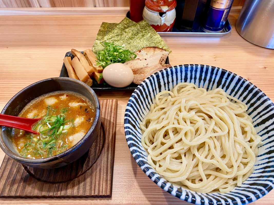 牛ホル麻辣つけ麺