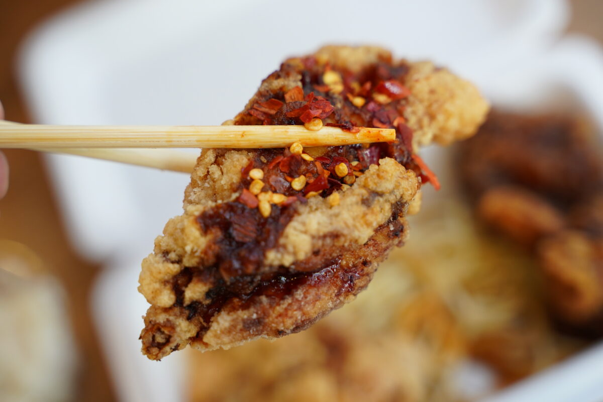 遊のから揚げの赤