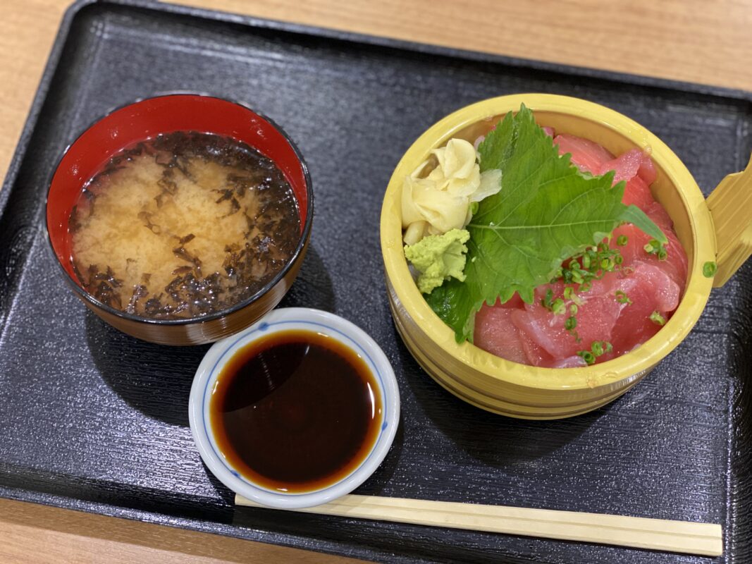 牧原鮮魚店｜魚好きにたまらない海鮮丼のお店がイオン市野フードコート 