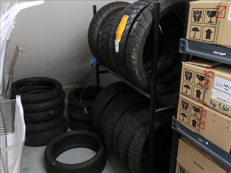 (20+) motorcycle tires