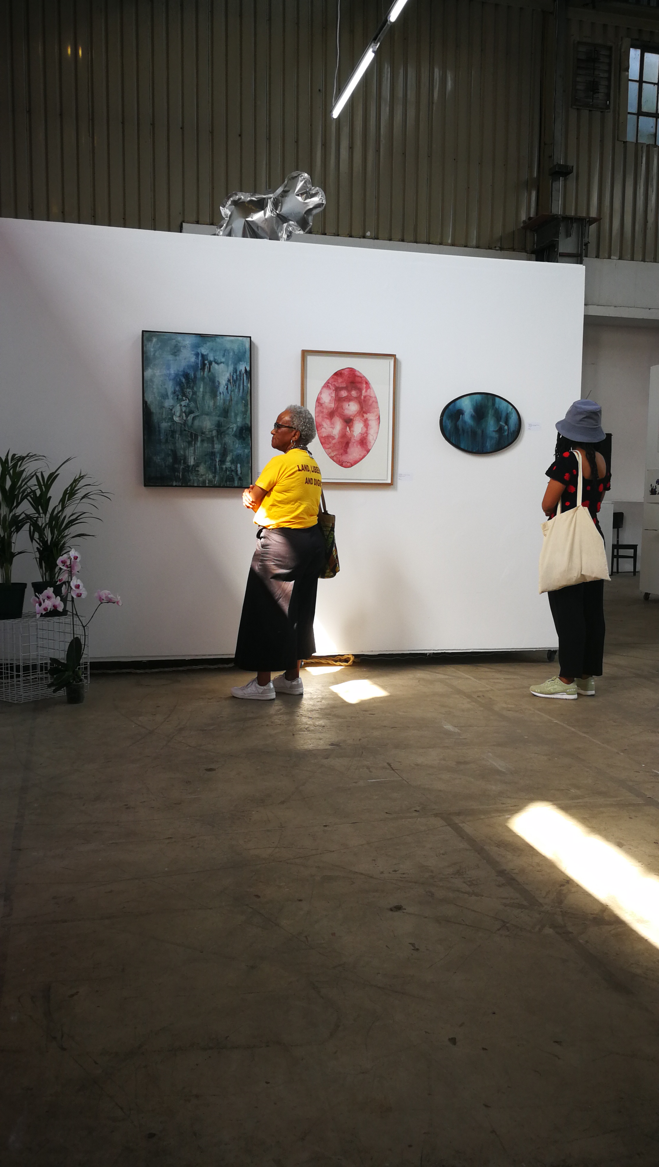 Guests viewing Amy Simons's work