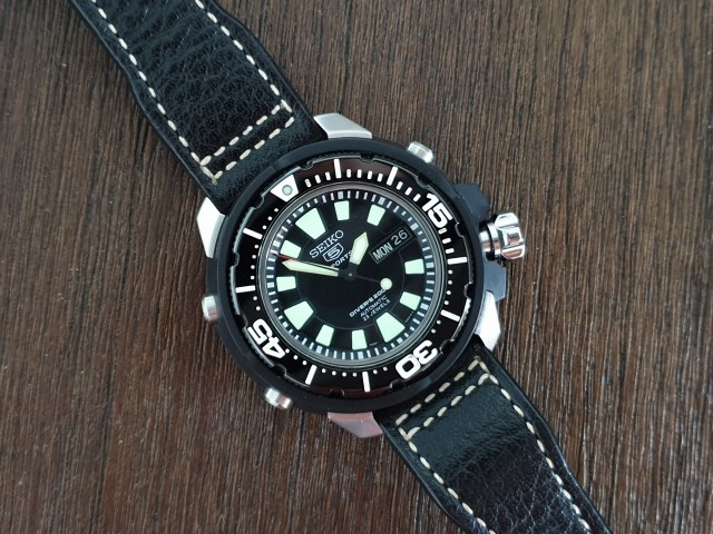 Seiko FrankenMonster SKZ253 7S36 200m Dive watch 