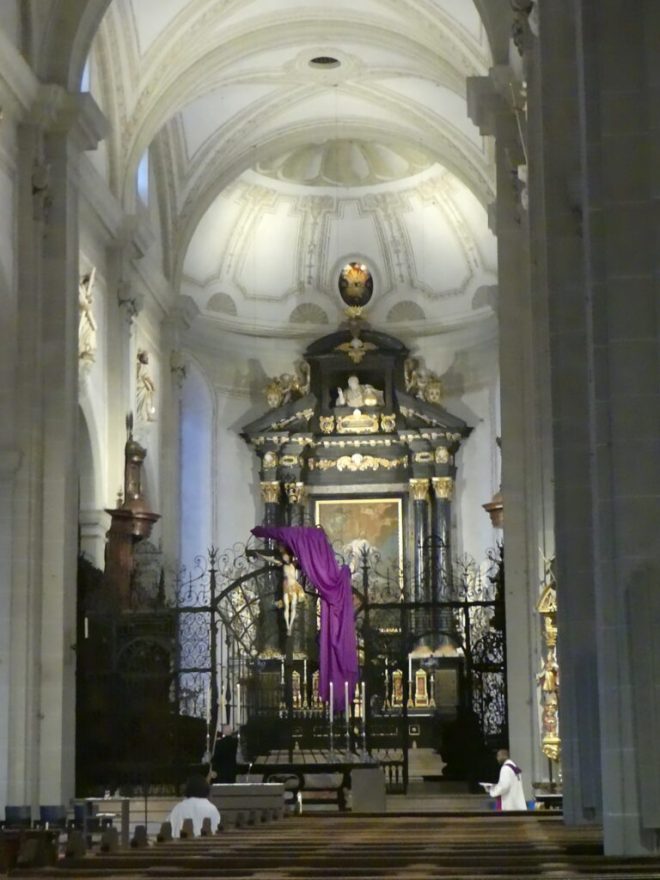 This image has an empty alt attribute; its file name is Church-of-St.-Leodegar3-768x1024.jpg