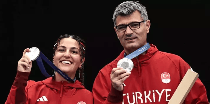 Yaz Olimpiyatlarında  Türkiye Milli Sporcusu “Yusuf DİKEÇ” Tüm Dünya’da Gündem Oldu !