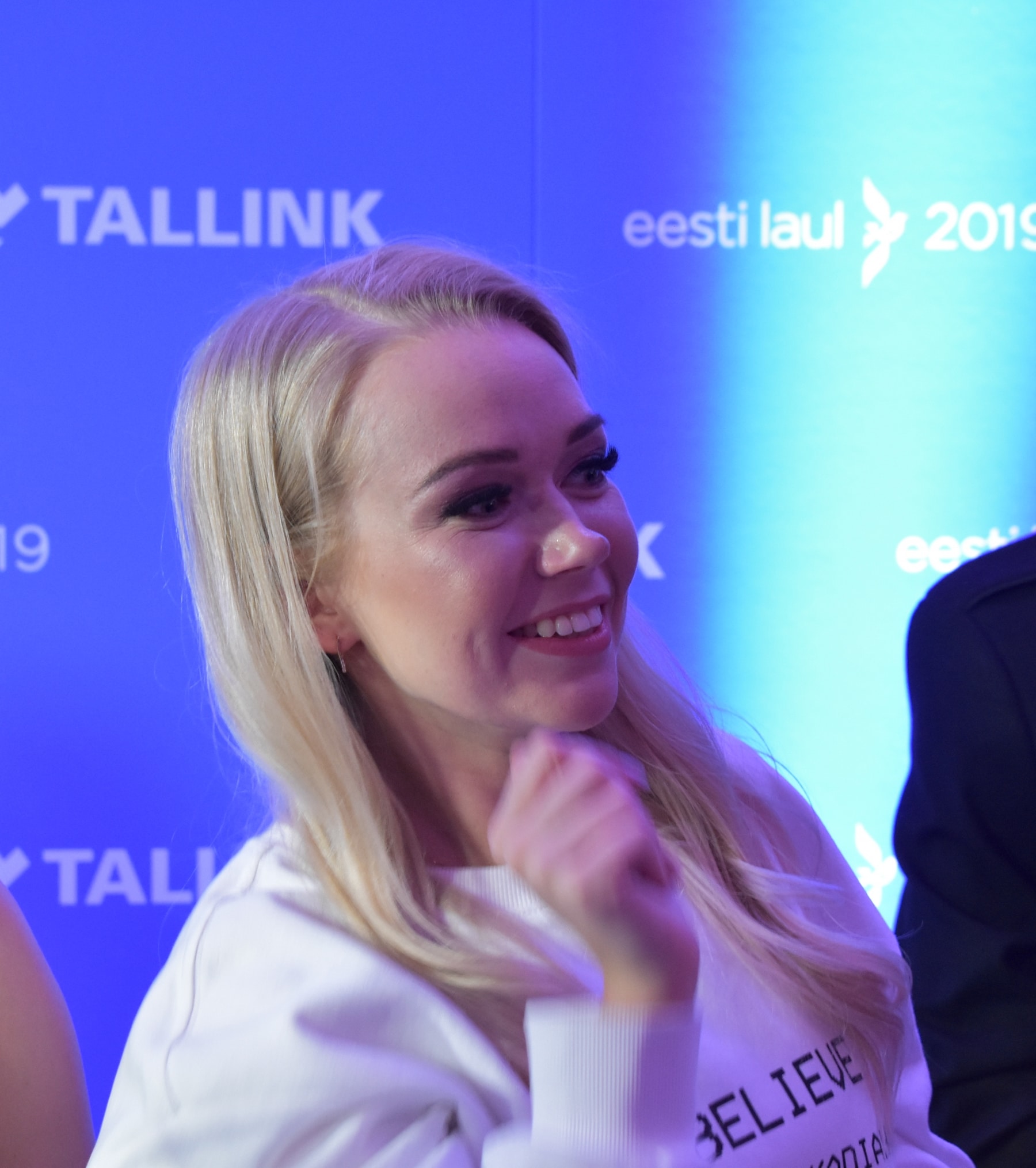 Eesti Laul 2019 teise poolfinaali artistide autogrammide jagamine