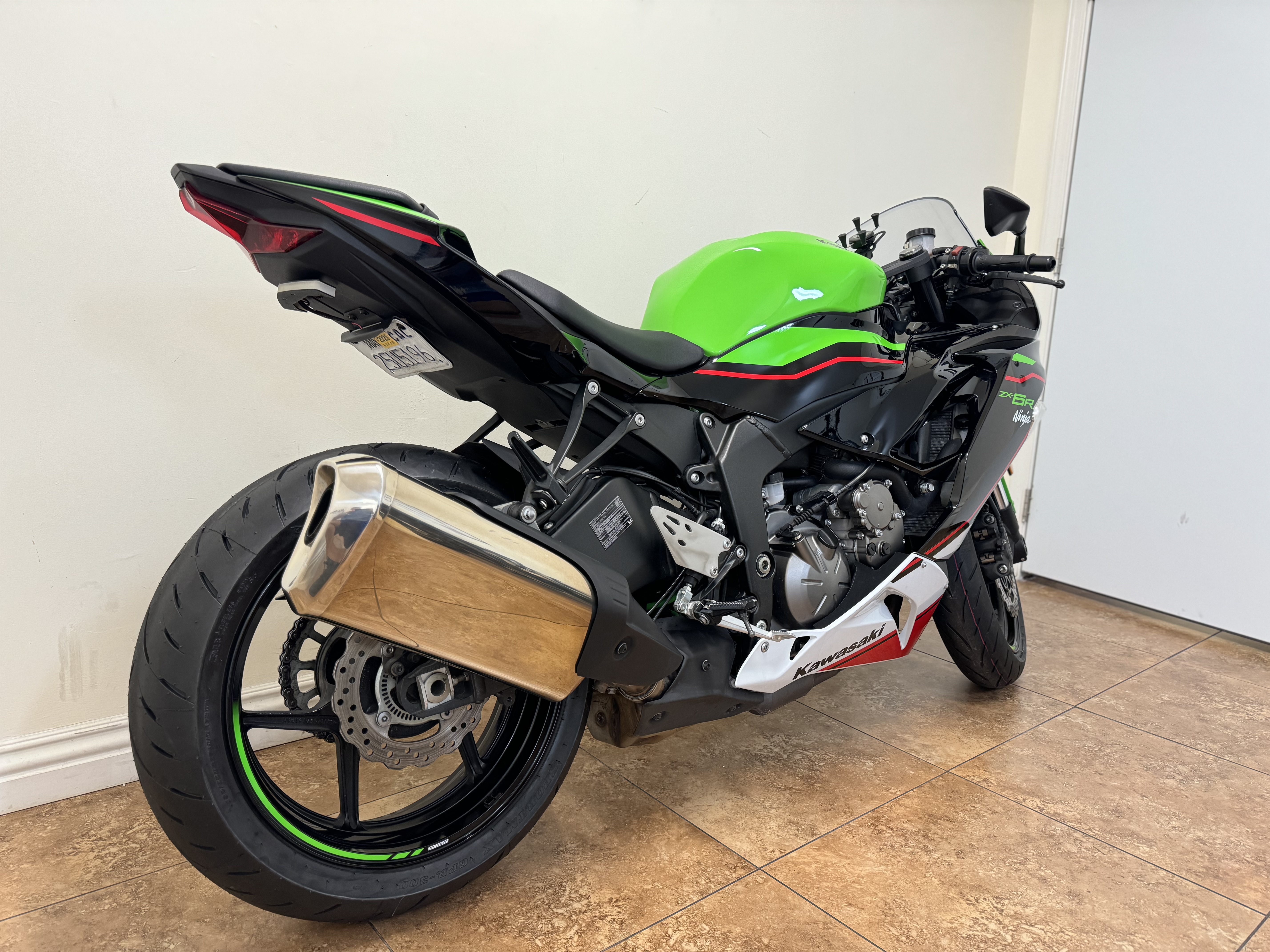 KRT Kawasaki Edition ZX-6R New Ninja® Ninja ABS ZX™-6R 0 | 1 Used