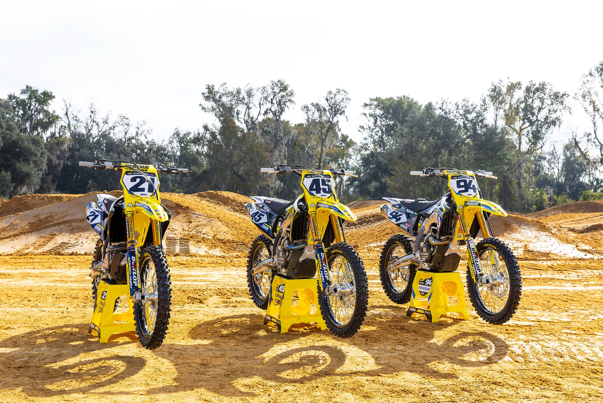 1988年 Suzuki Racing Calendar 希少 SUZUKI CHARGES INTO THE 2026 SUPERCROSS SEASON WITH AN IMPRESSIVE