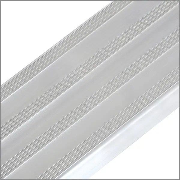 Serrated rung surface