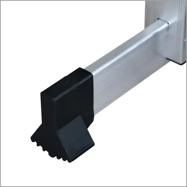 Anti Skid feet with horizontal stabilizer and lateral supports