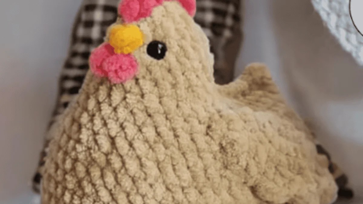 Free crochet chicken pattern