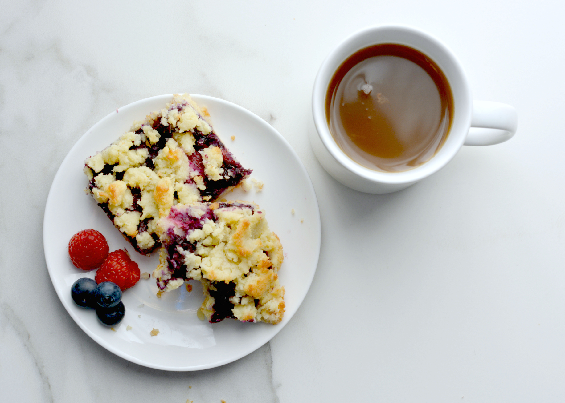 Berry Crumble Bars