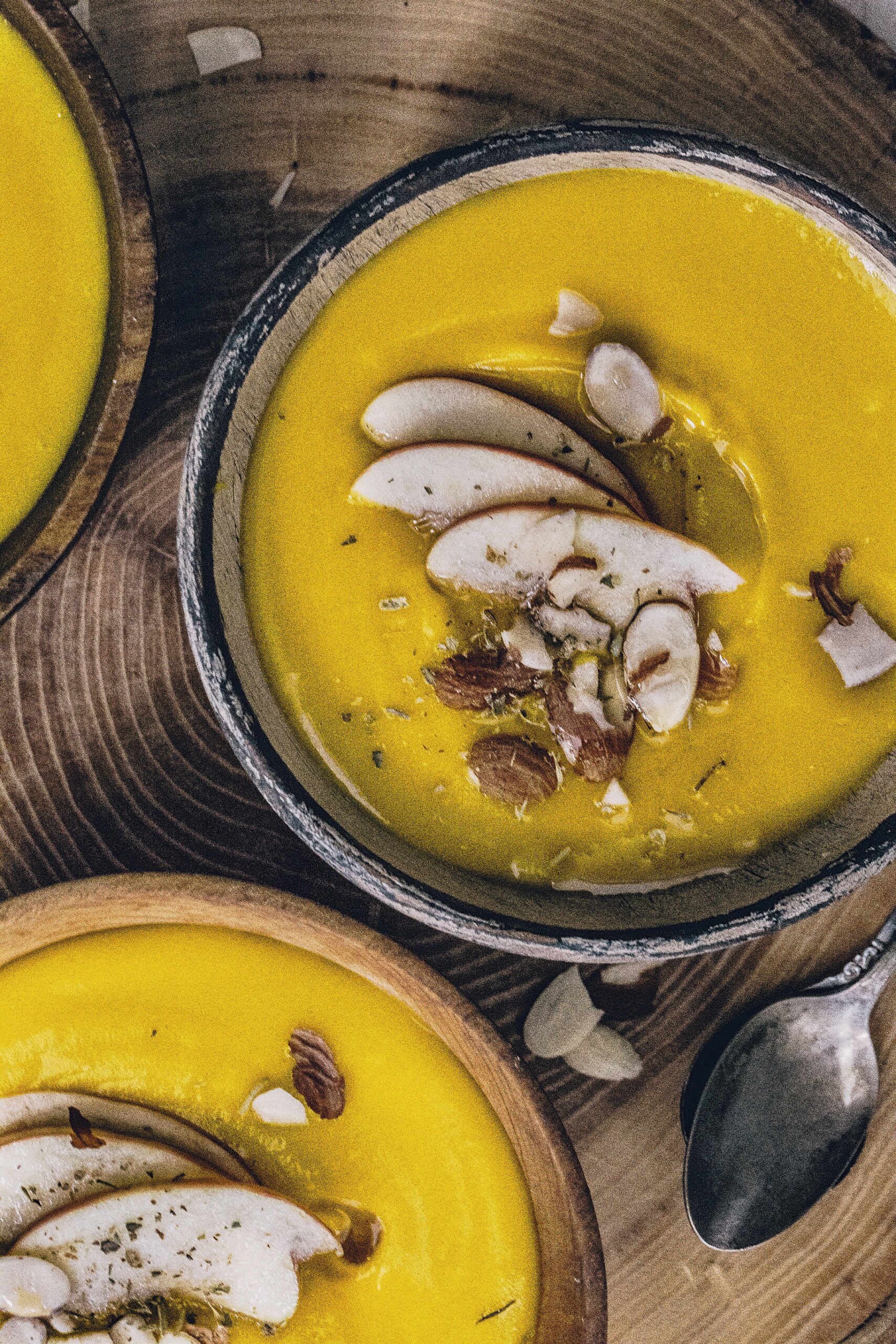 Two-Ingredient Squash and Caramelized Onion Soup