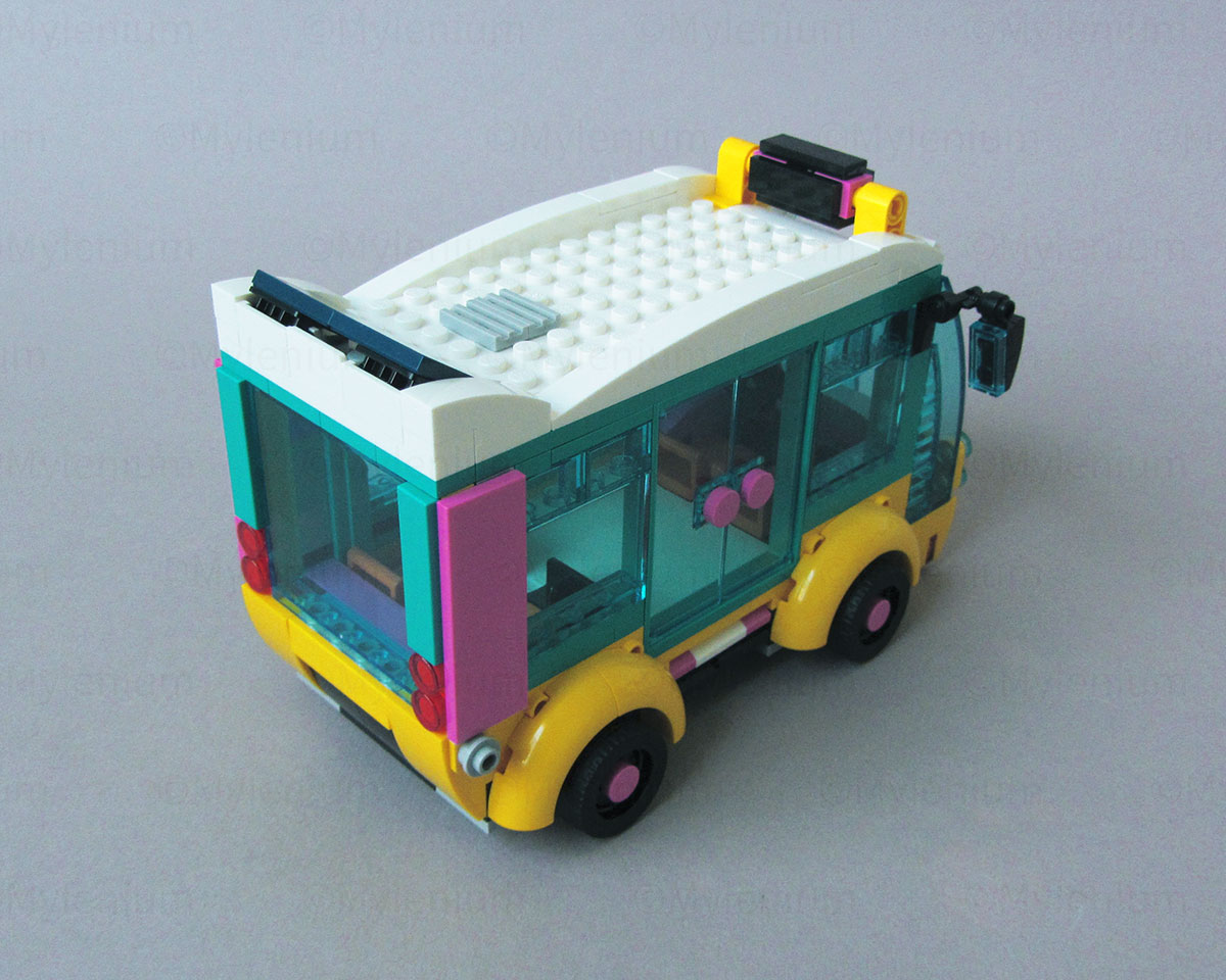 Missing the Bus – LEGO Friends, Heartlake City Bus (41759