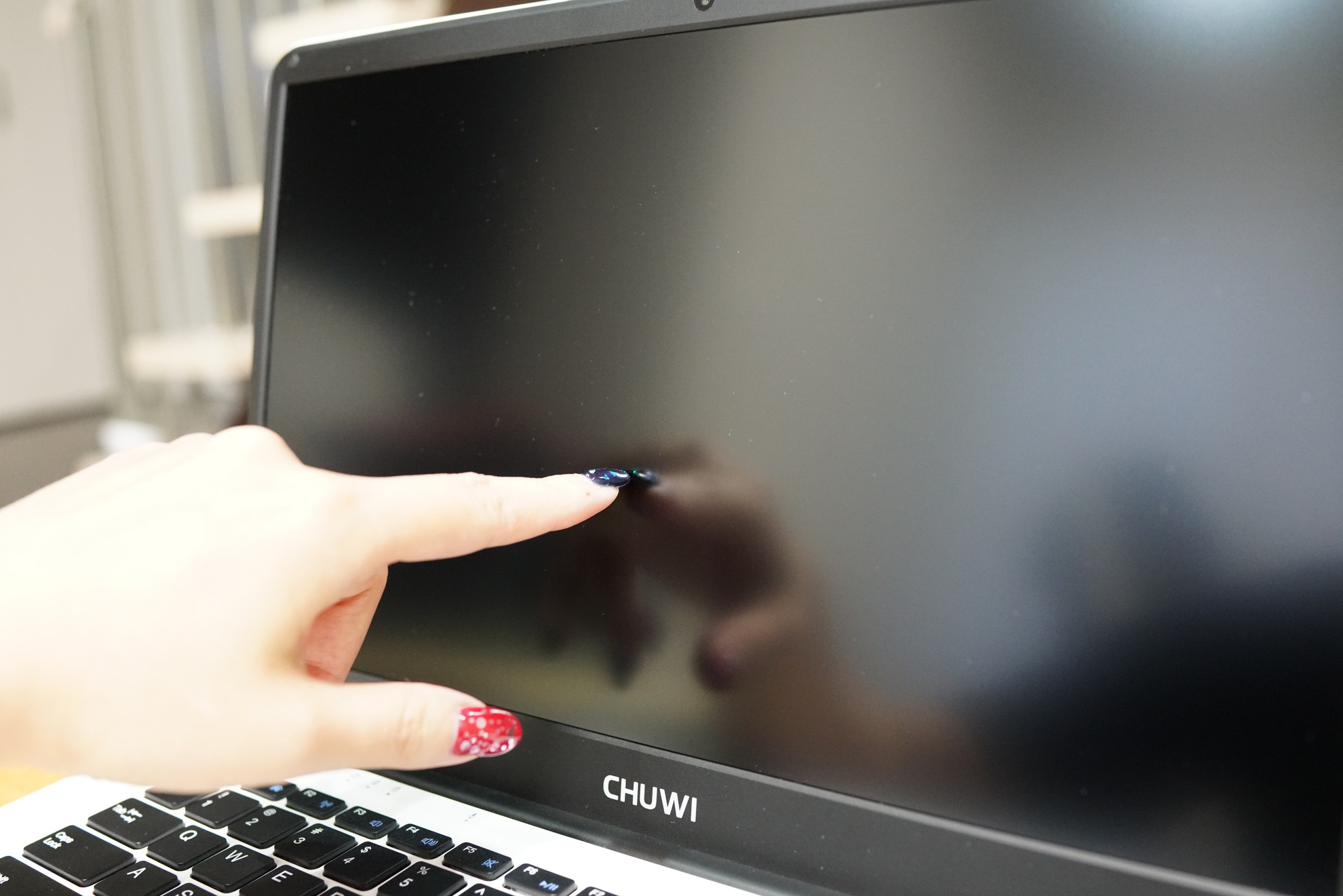 CHUWI LapBook 14.1 実機レビュー FHD・IPS・5GHzが使えて$208.99の14