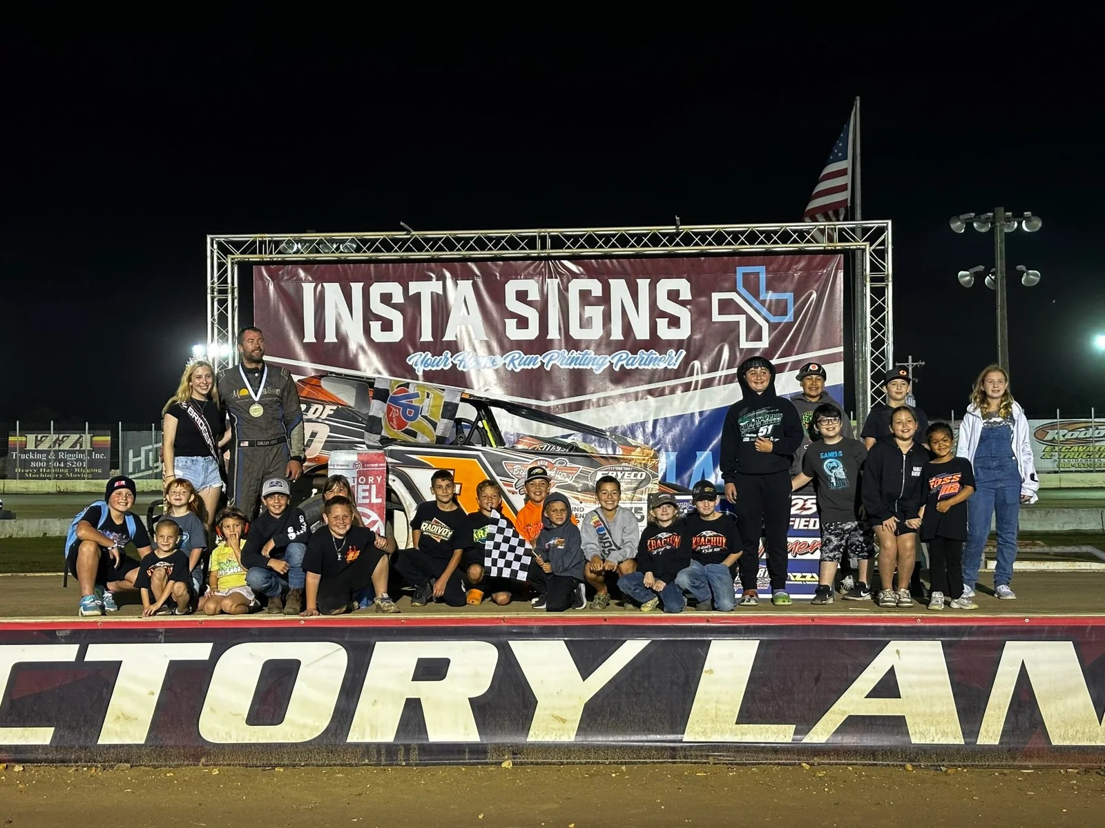 Wayne Scott Wins Nail-biter, Earns First Career Wingless Sprint Car Victory at Bridgeport.