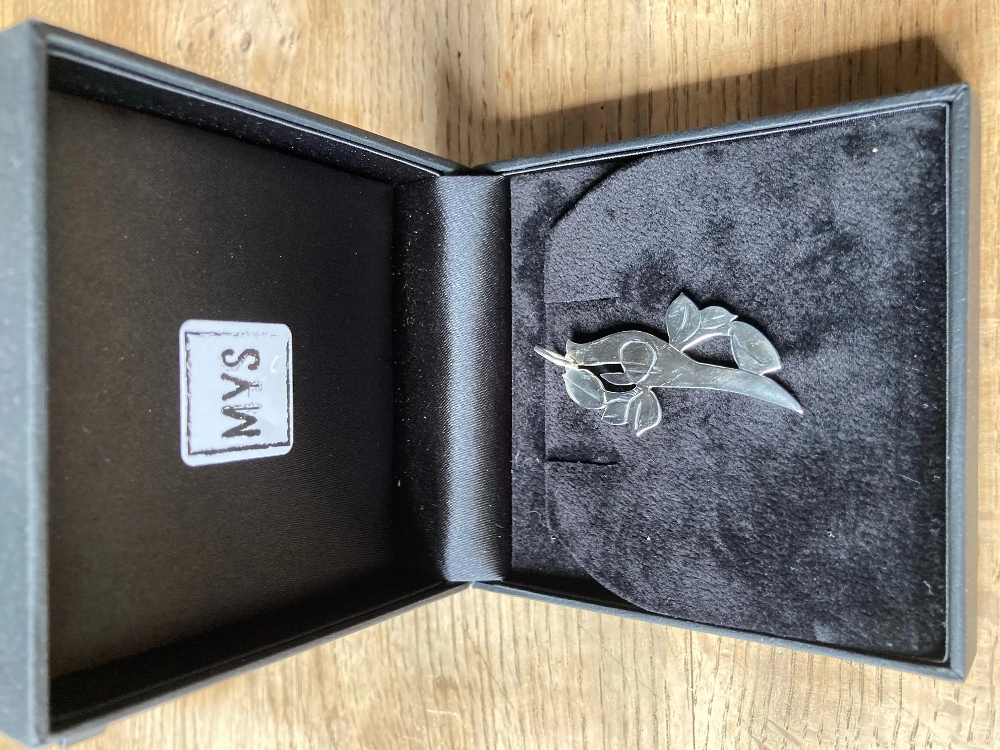 Pendentif fabriqué à Prizy