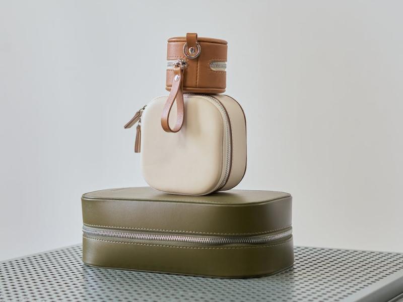 Soñar con bolso pequeño